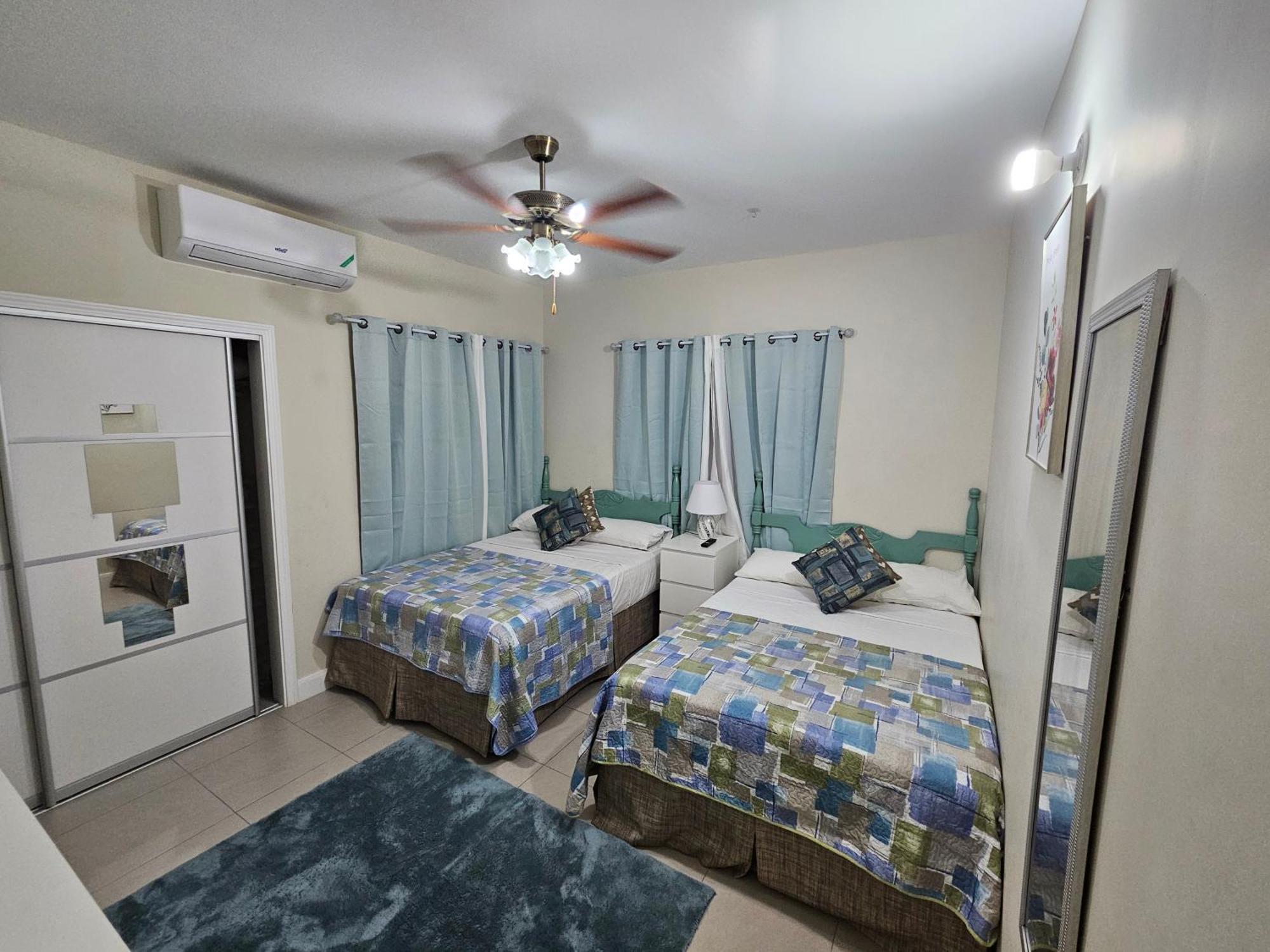 Summer Breeze Villa 루세아 외부 사진