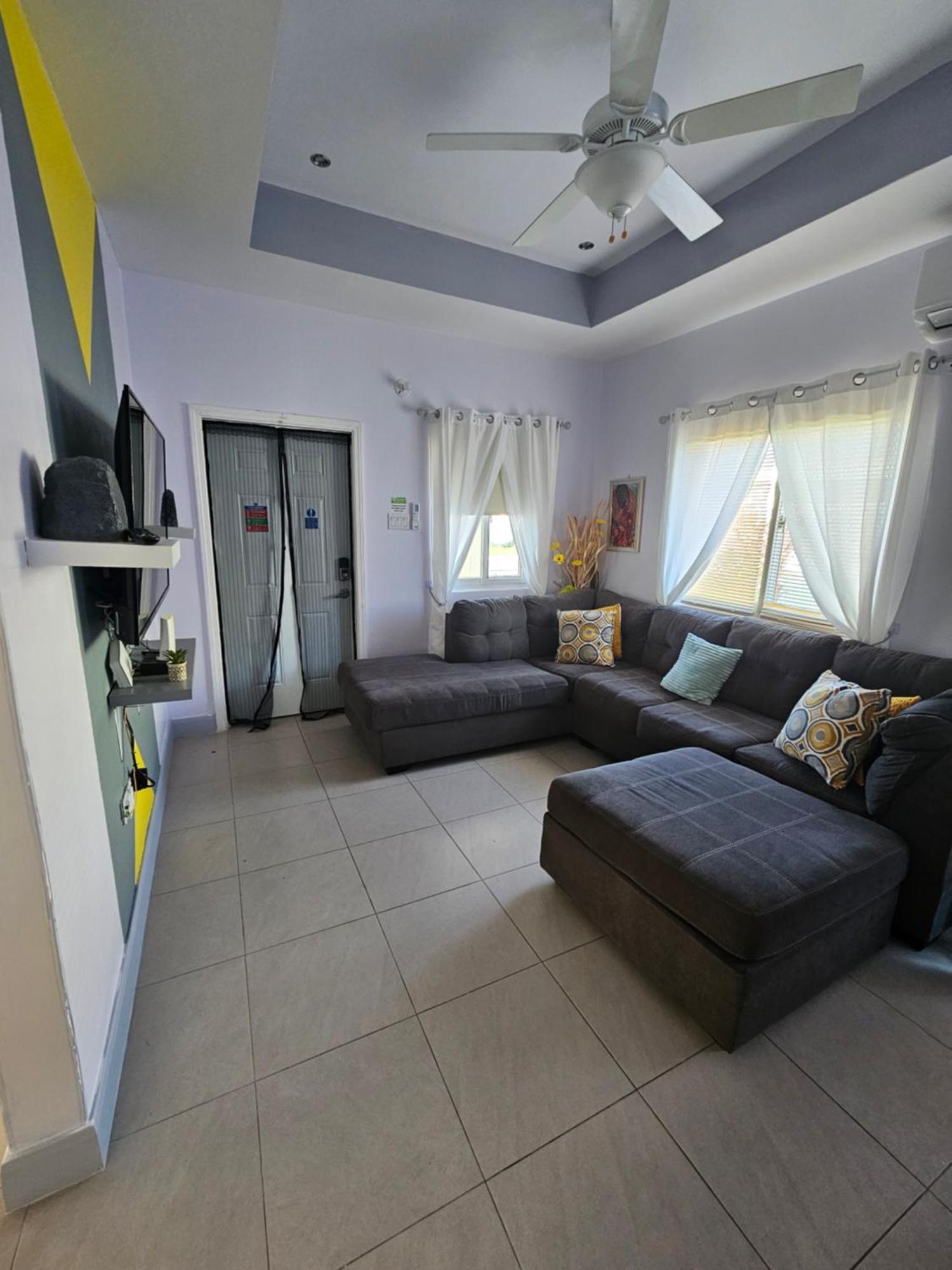 Summer Breeze Villa 루세아 외부 사진